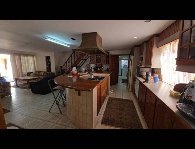 5 BEDROOM HOUSE FOR SALE IN NINAPARK